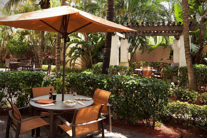 Courtyard By Marriott Fort Lauderdale Airport & Cruise Port Dania Beach Exteriér fotografie